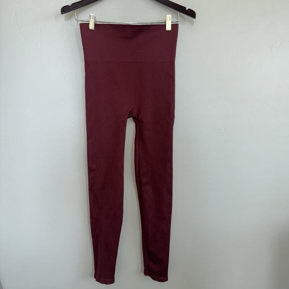 Spanx Look at Me Now Leggings Sz L Maroon Ribbed Red High Rise Waisted Burgundy - Picture 1 of 9